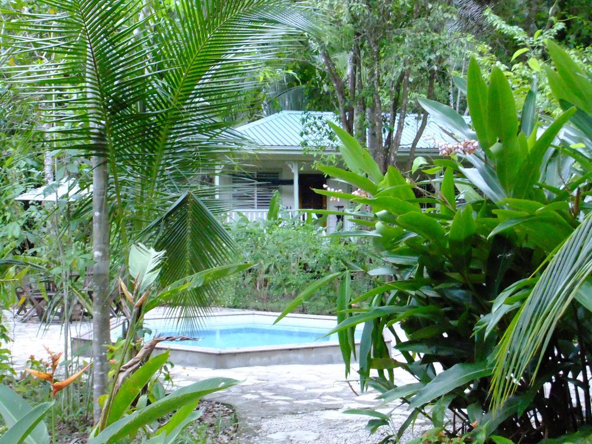 Hickatee Cottages, Belize, Central America Punta Gorda Exterior photo