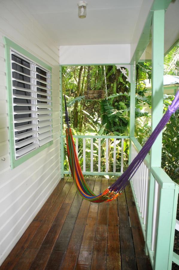 Hickatee Cottages, Belize, Central America Punta Gorda Exterior photo